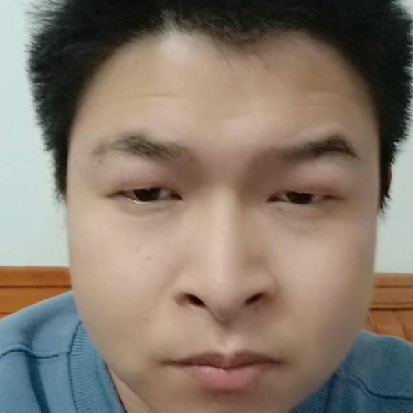 哑铃漫步落寞的照片