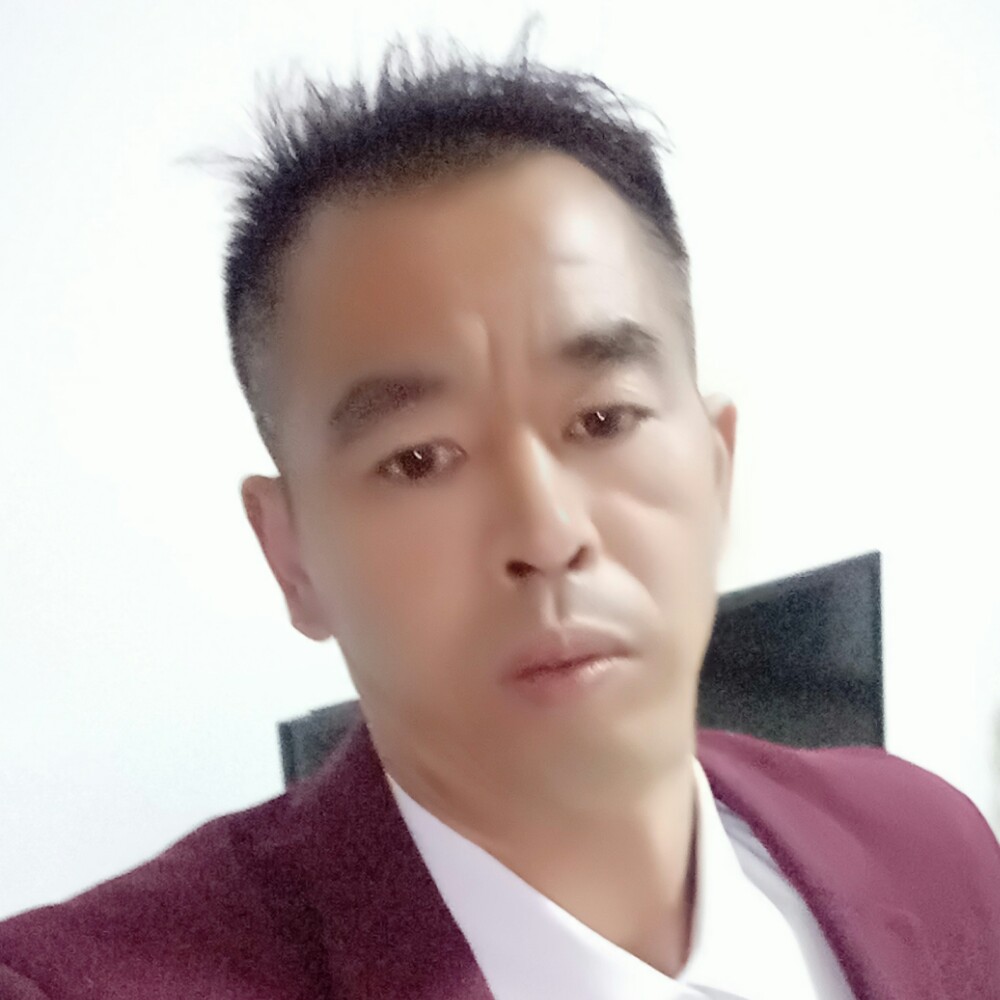 紫萱凝眸慈祥的照片