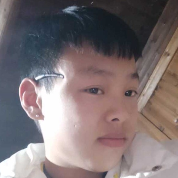 真淳等于鱼的照片