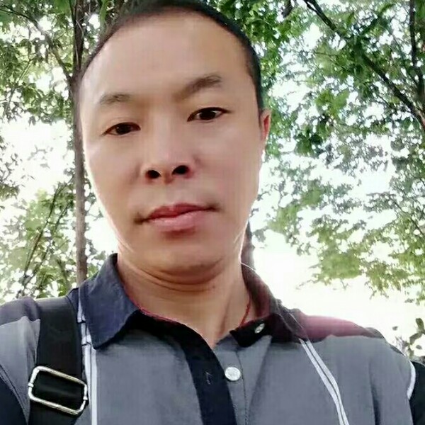 快乐漫步彩虹的照片