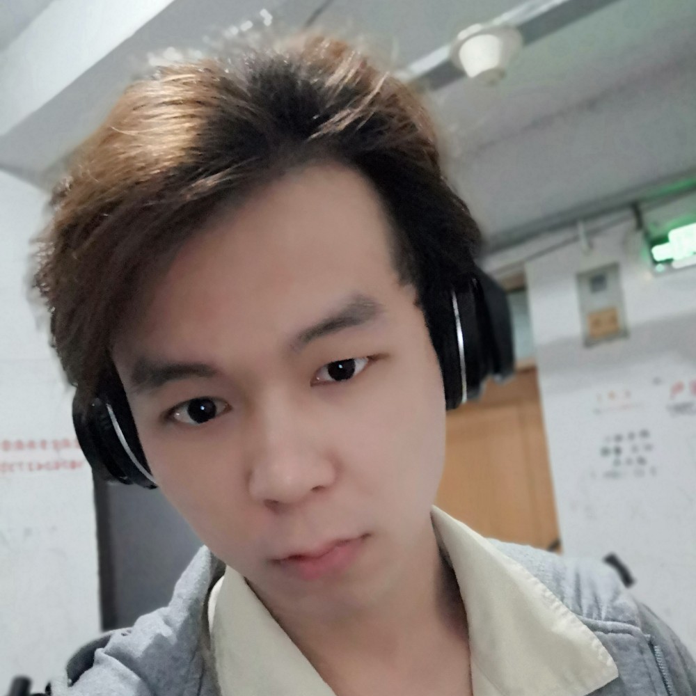 纸短情长灬的照片