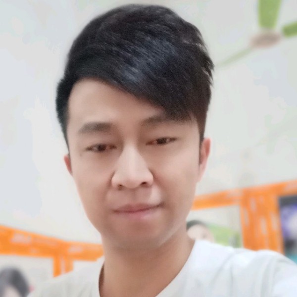 初妆彩色的照片