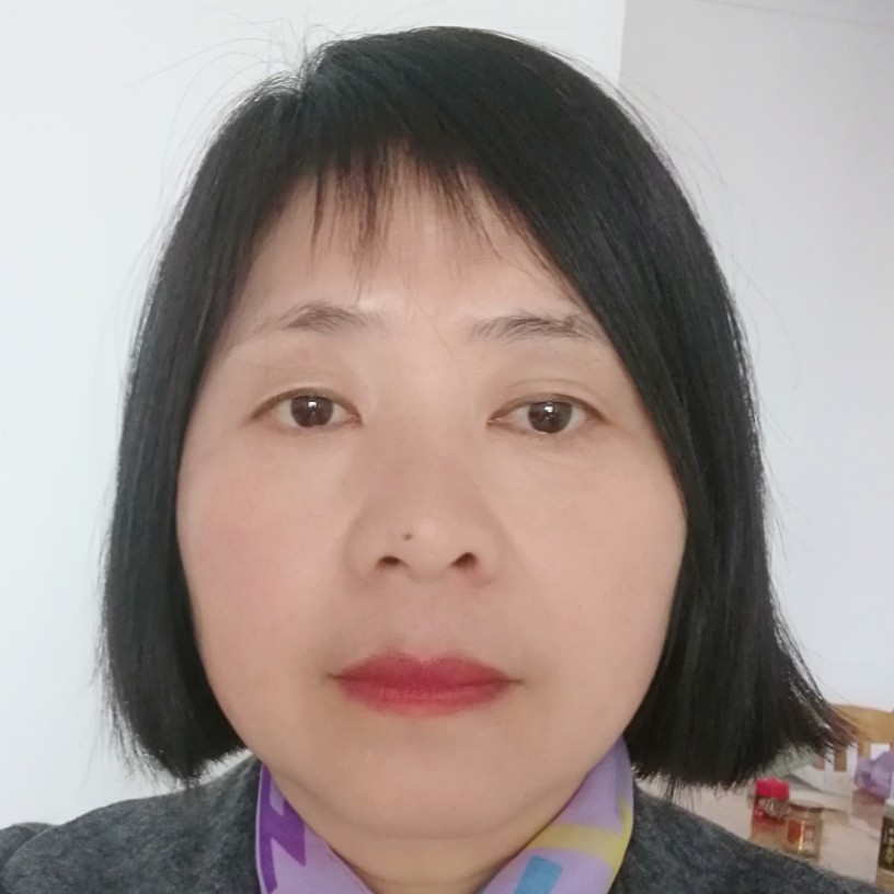 江西女子的照片