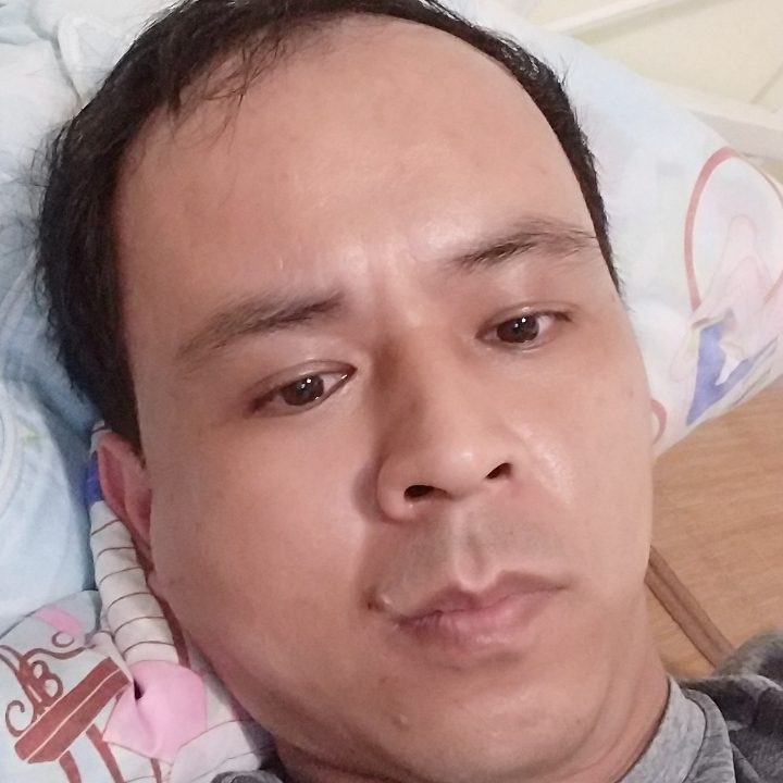 迷离墨镜 小黑的照片