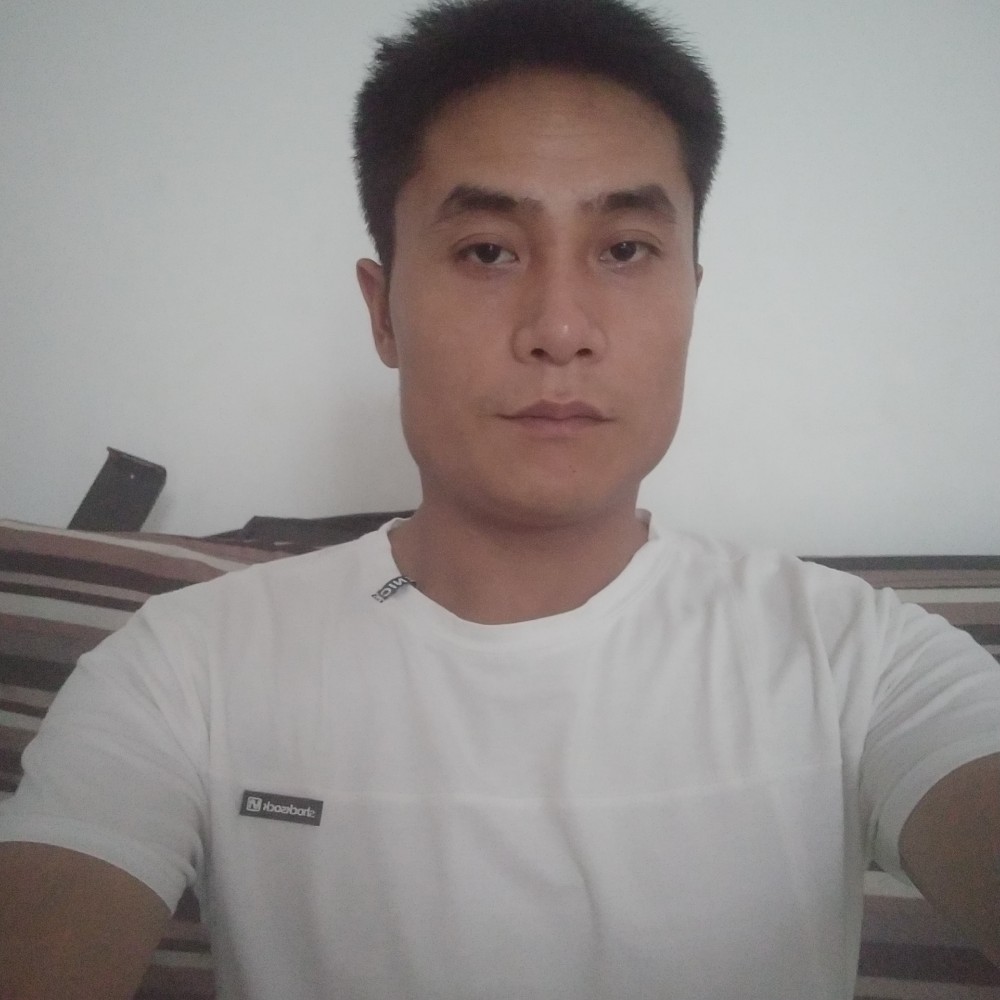 犀牛相许俊秀的照片