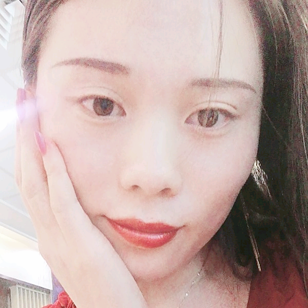 朱菜菜的照片