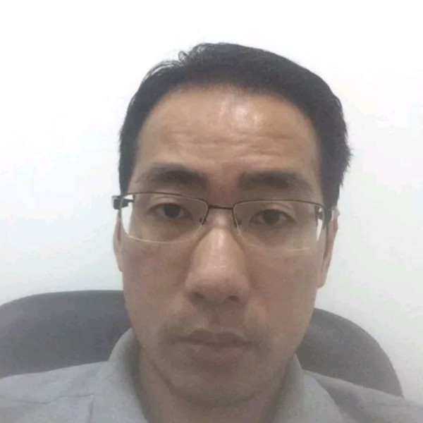 半生路缘的照片
