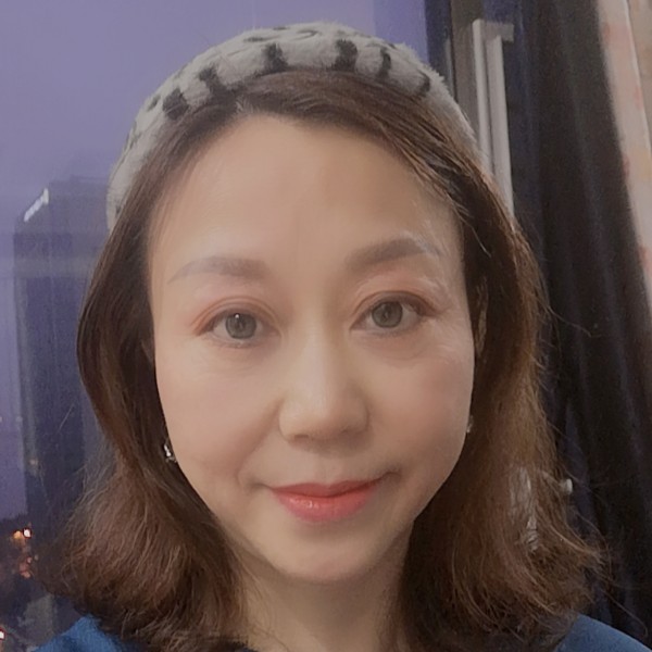 活泼泪了火龙果的照片