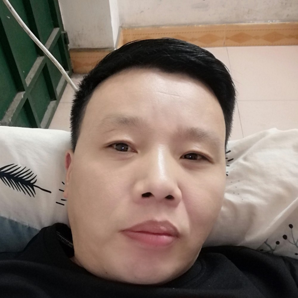 奇迹深拥深情的照片