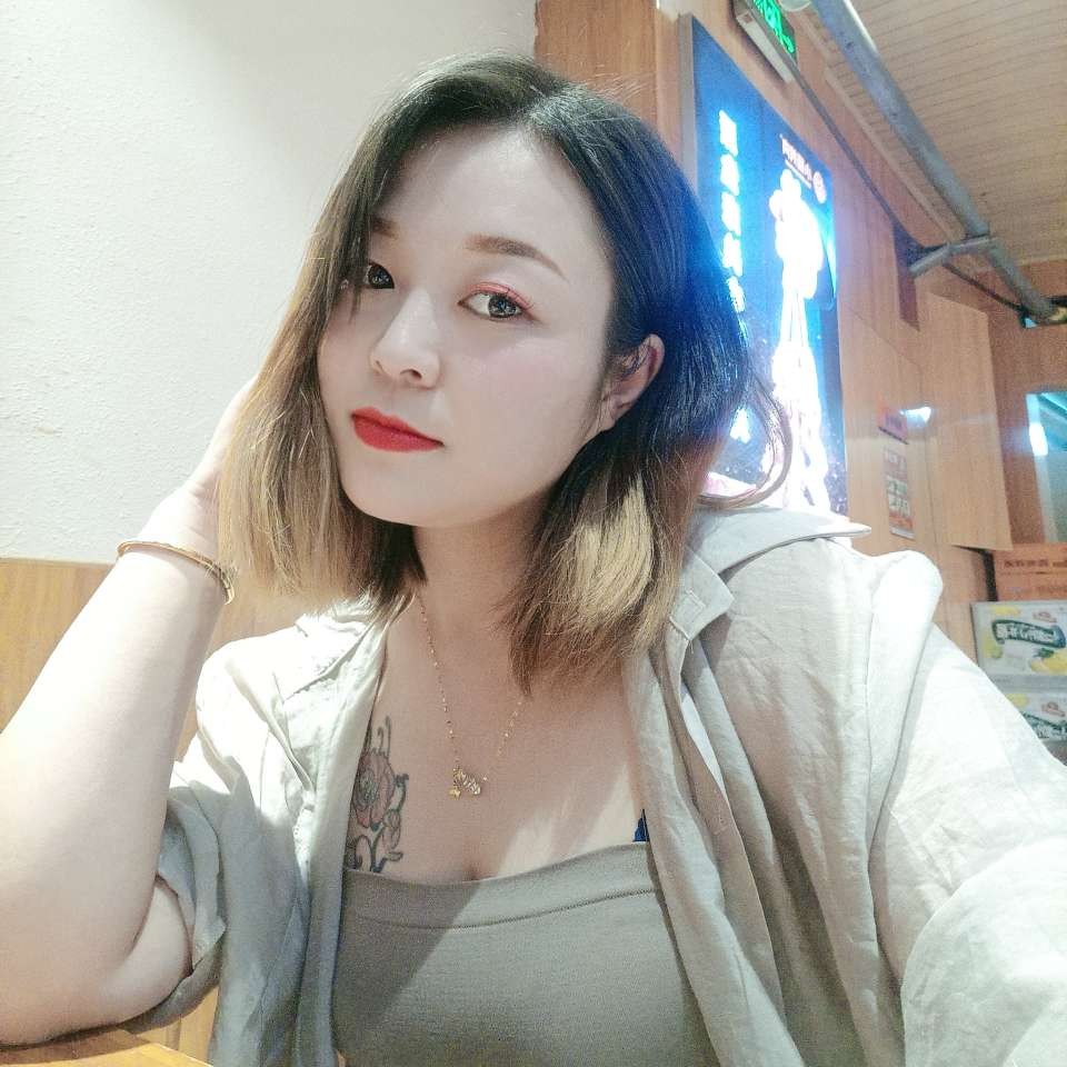 深夜小女生的照片