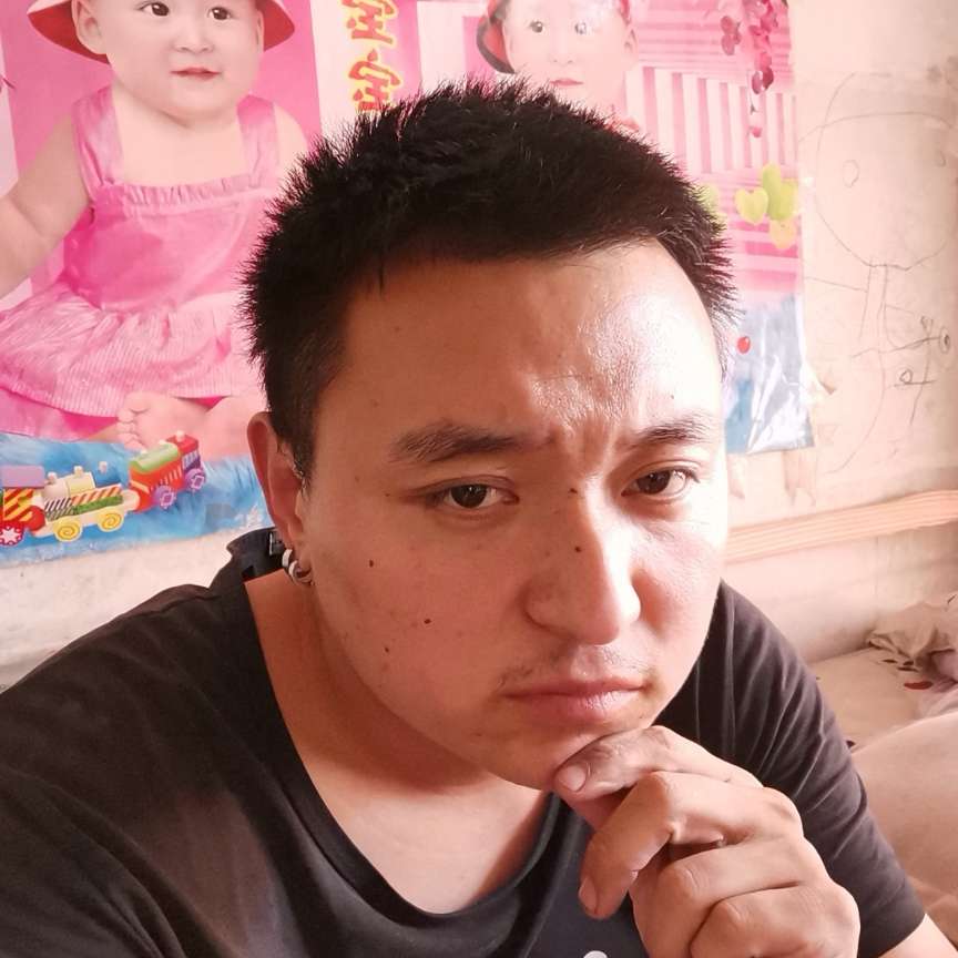 康允浩南的照片