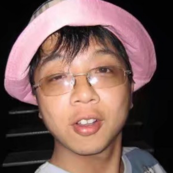 远行的孤狼的照片
