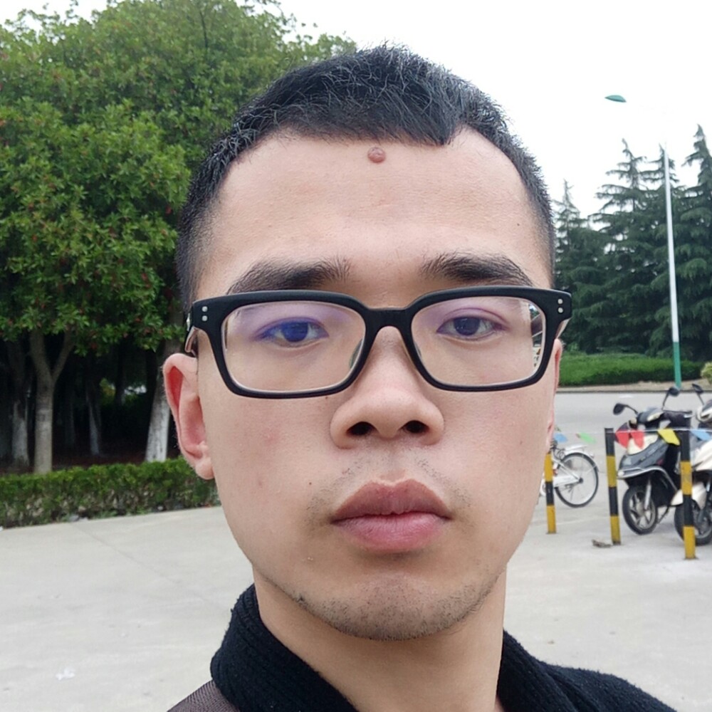 项链纯情的照片