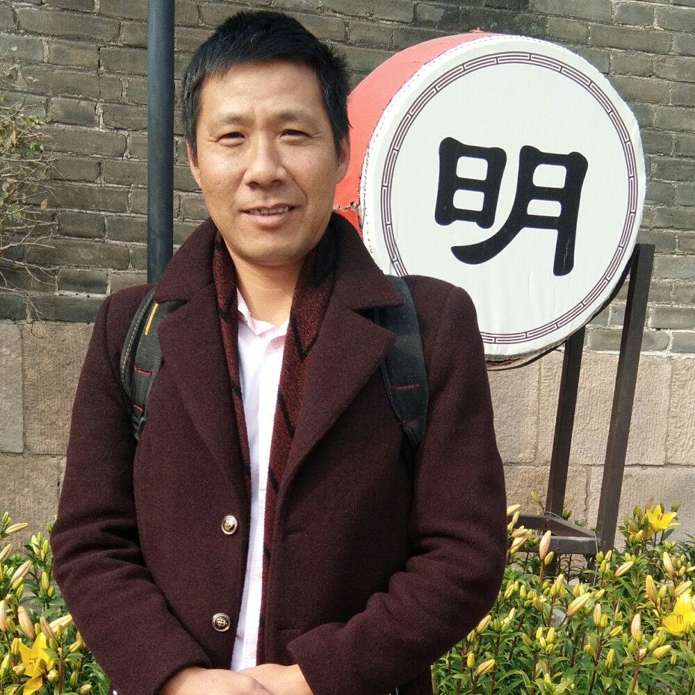 笑而不语，痛了不的照片