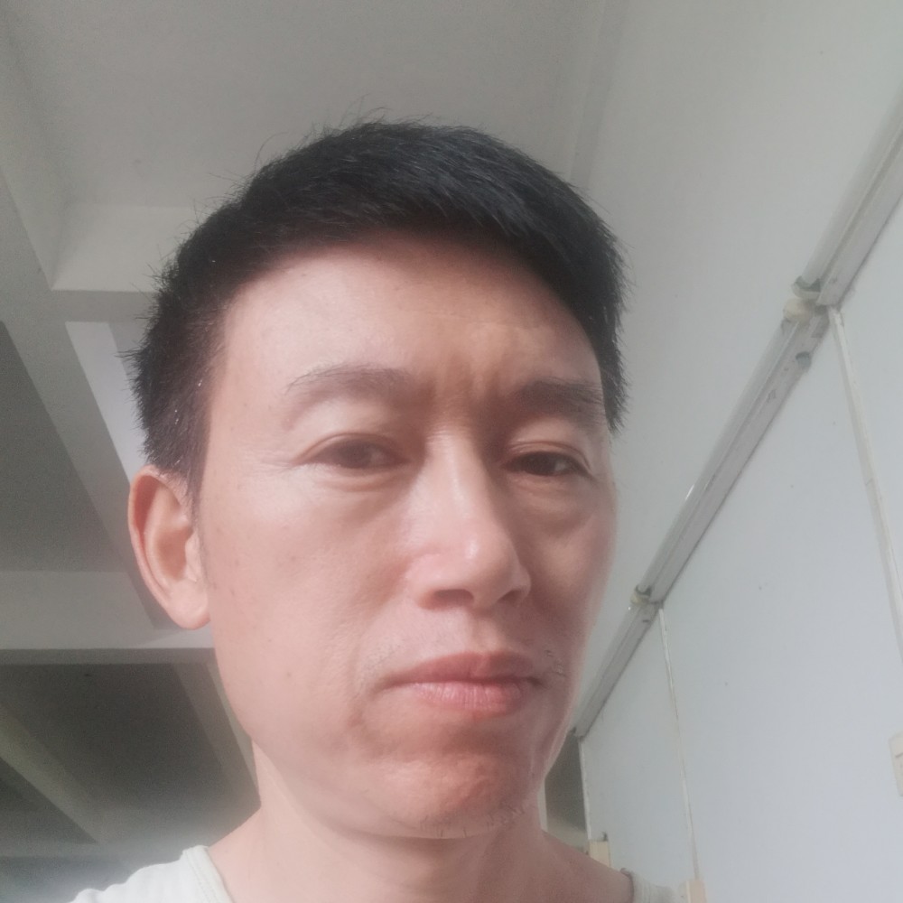 知士的照片