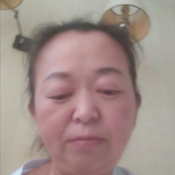 灰狼愿悲凉的照片