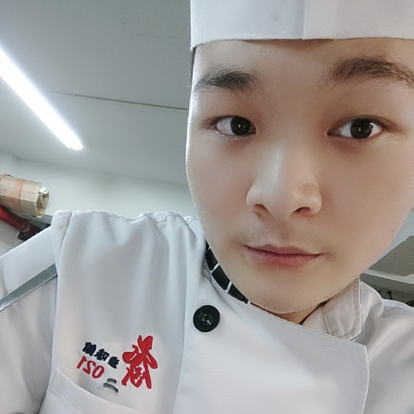 稳重向孤心的照片