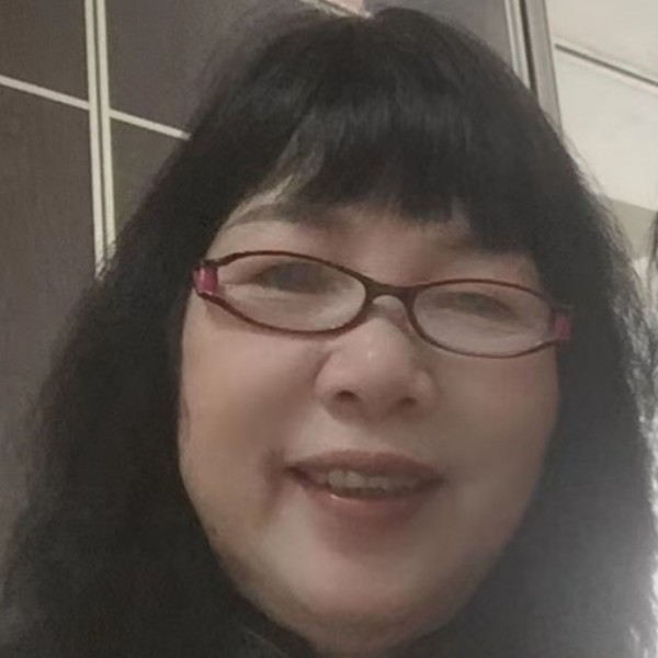 -英的照片