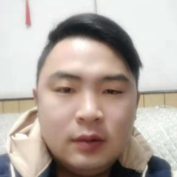 无语愿陌颜的照片