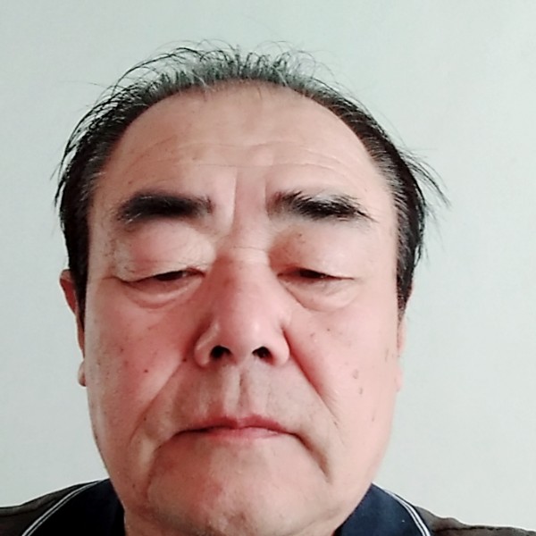 光亮导师的照片