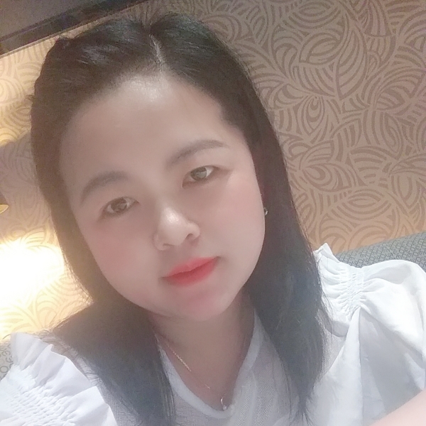 钟琳西的照片