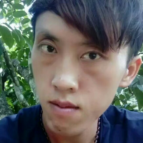 红尘卷恋的照片