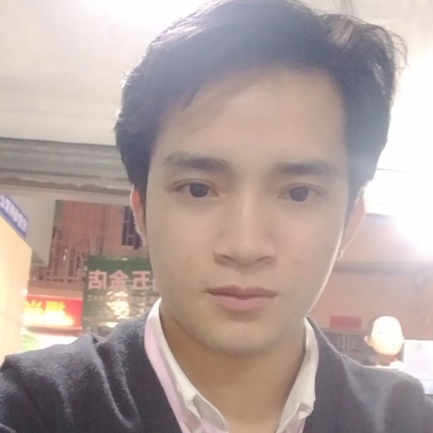 安静倾心洛尘的照片