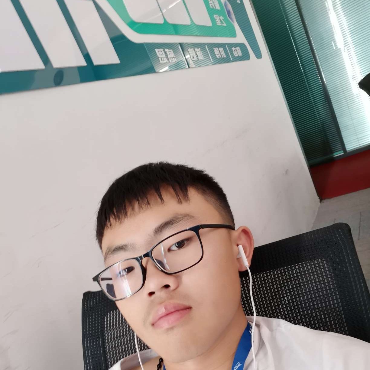 盼望拾忆想人陪的照片