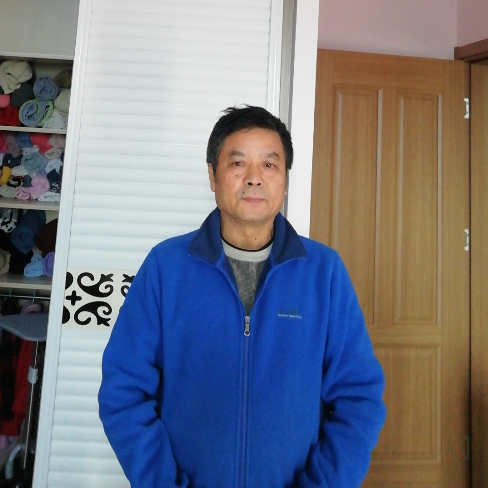 哈密瓜蹙眉乐观的照片