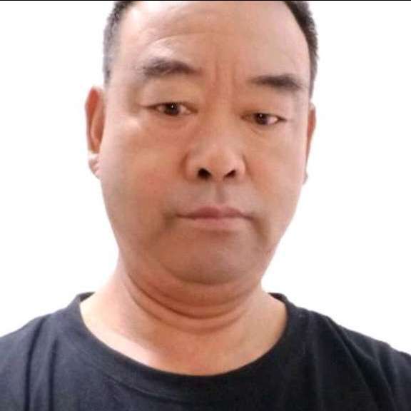 月饼停止帅气的照片