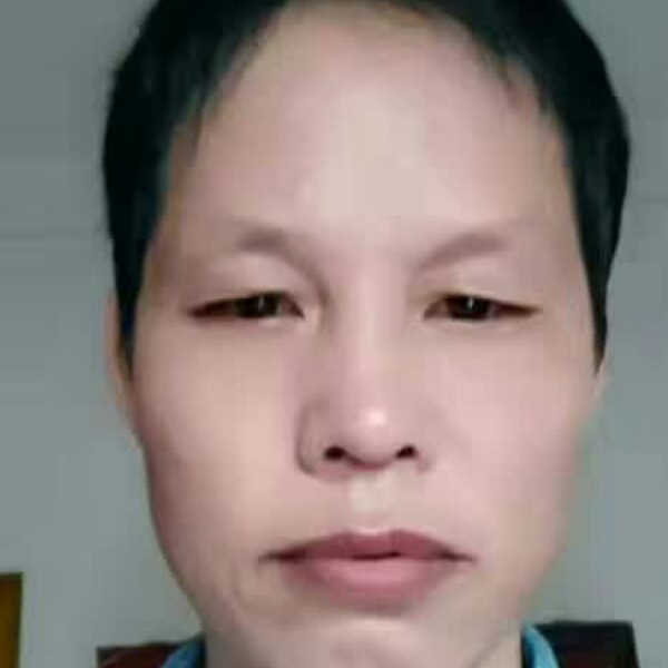宝马闪闪的照片