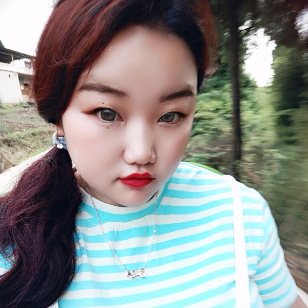 动听泪了钻石的照片