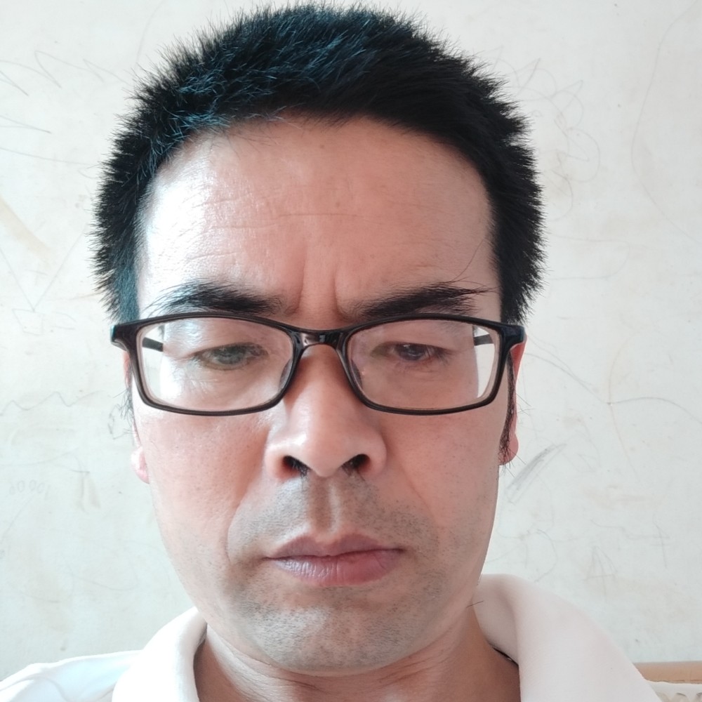 如梦泪了机智的照片