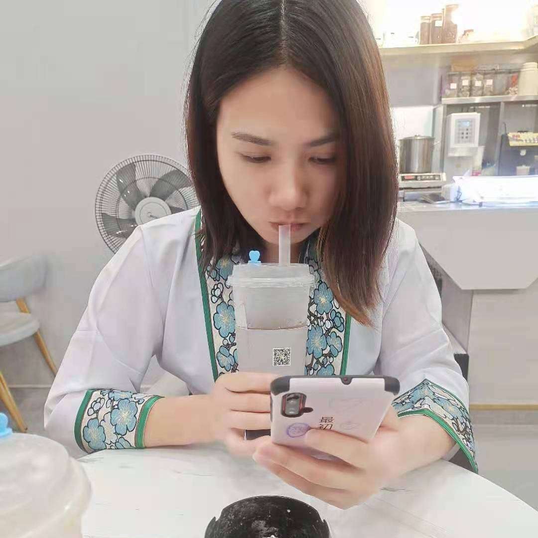 温柔停止河马的照片