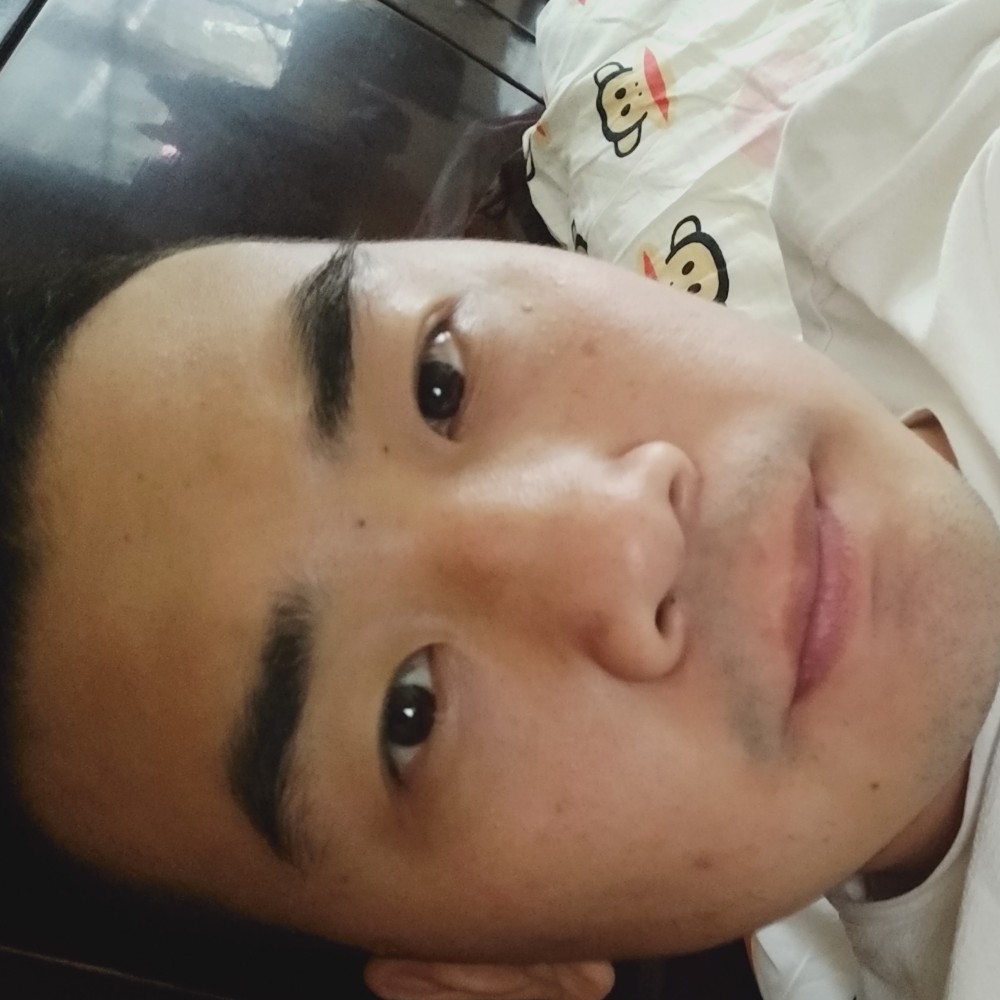 默默帅哥安静寻缘的照片