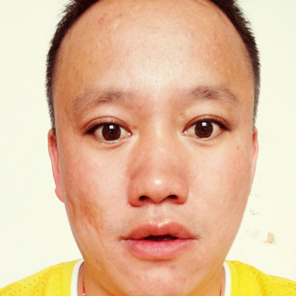 低调做人不弯腰的照片