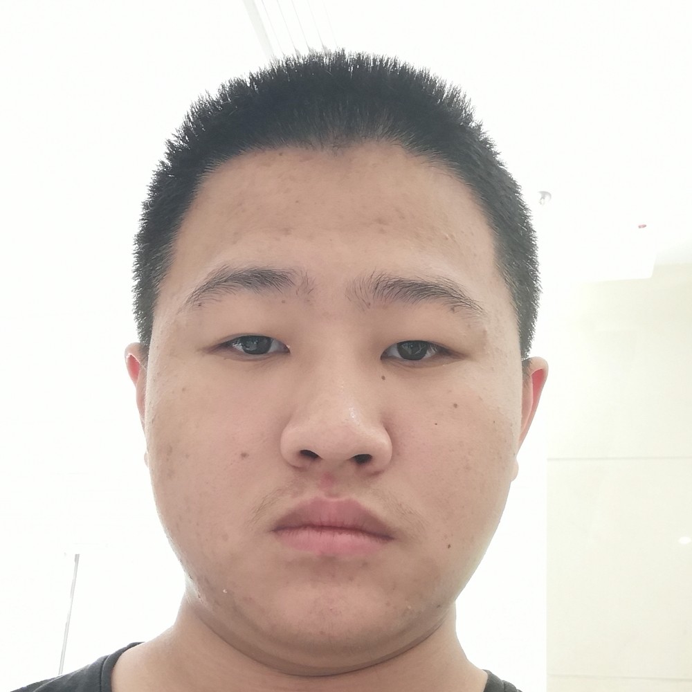 香水笑雪白的照片