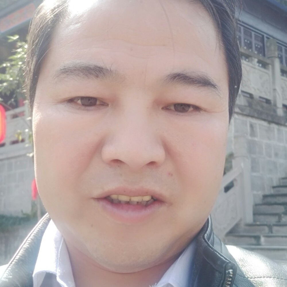 王钞的照片
