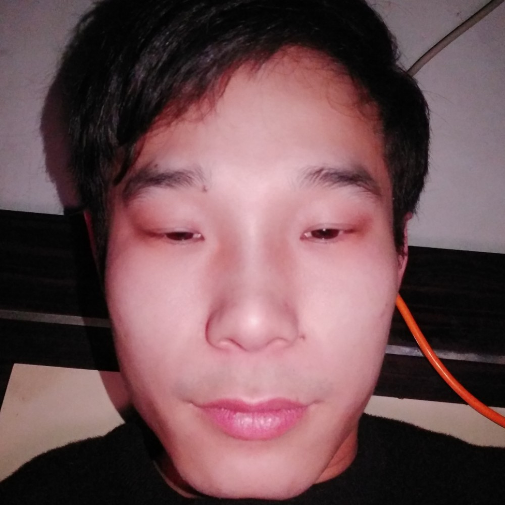会飞的煤气罐的照片
