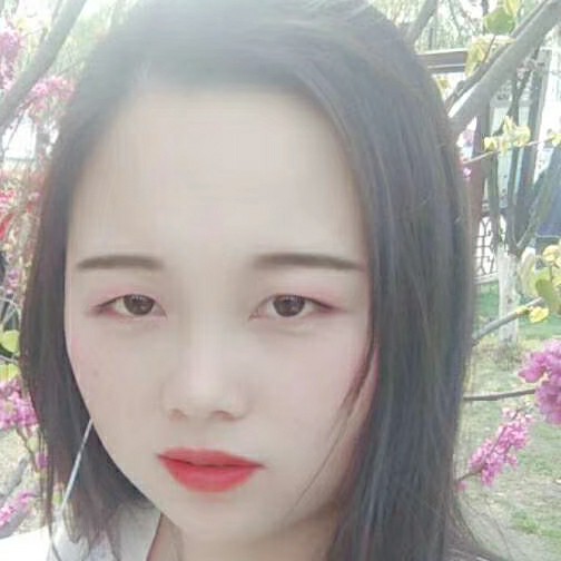 帽子默默的照片