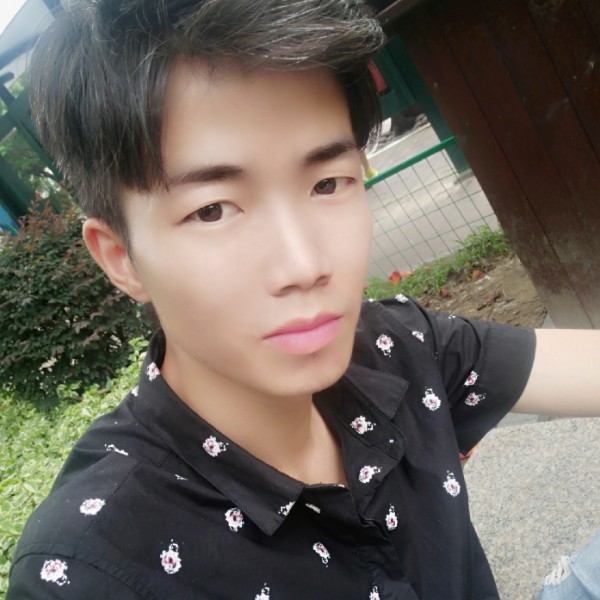 朱思远的照片