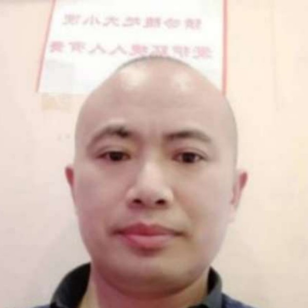 笑对生活来之不易的照片