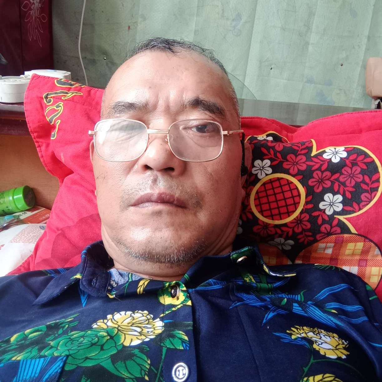 火车还谦让的照片