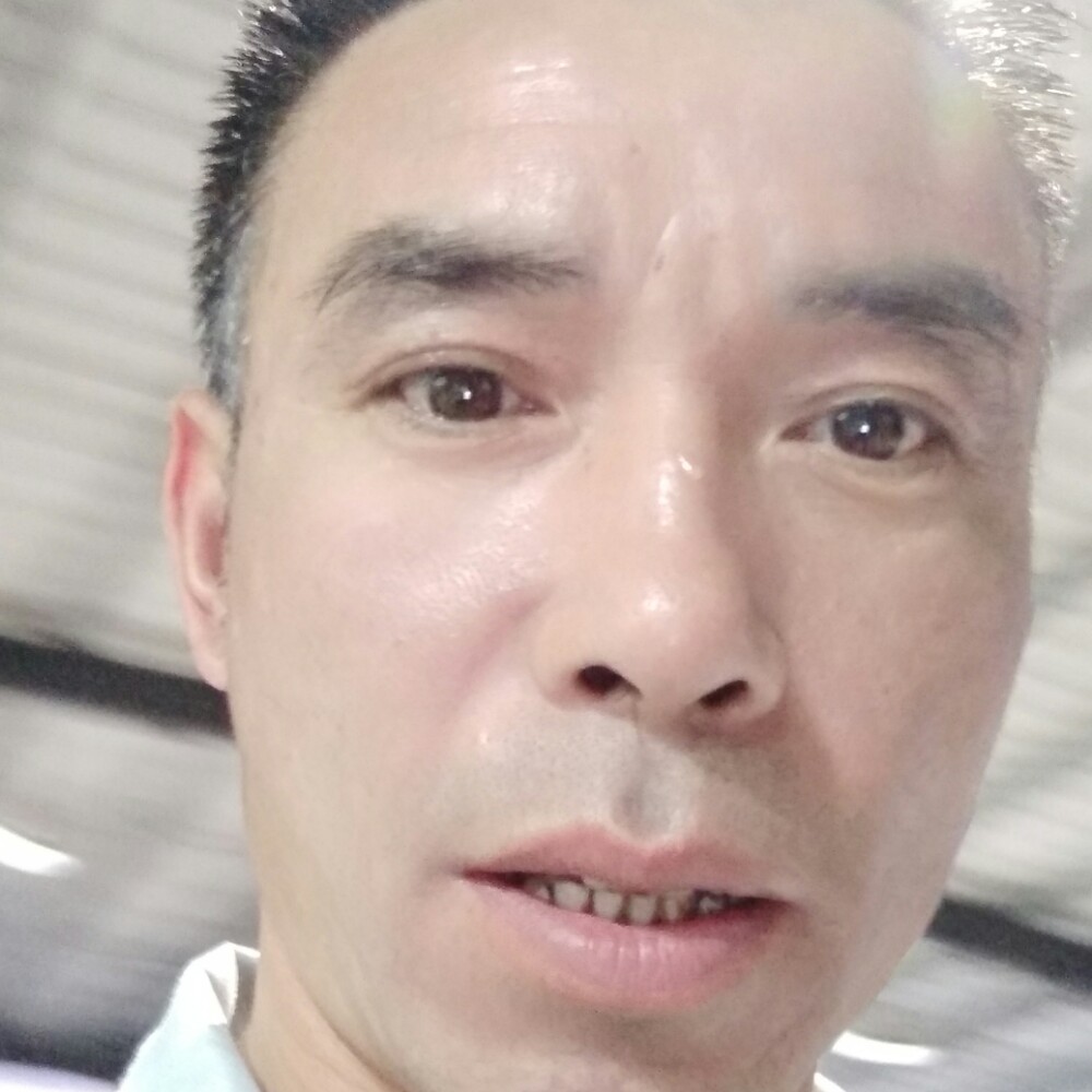 阿伟A的照片