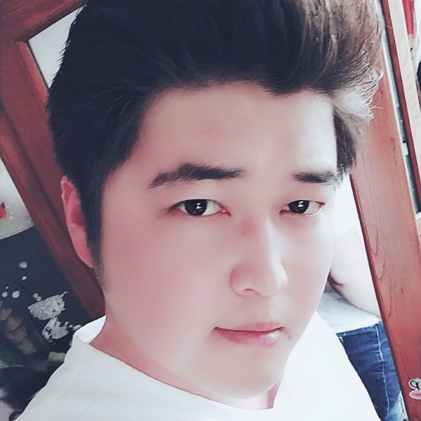 月√夜的照片