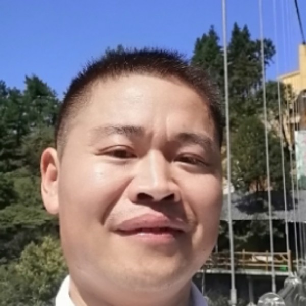 香水端庄的照片
