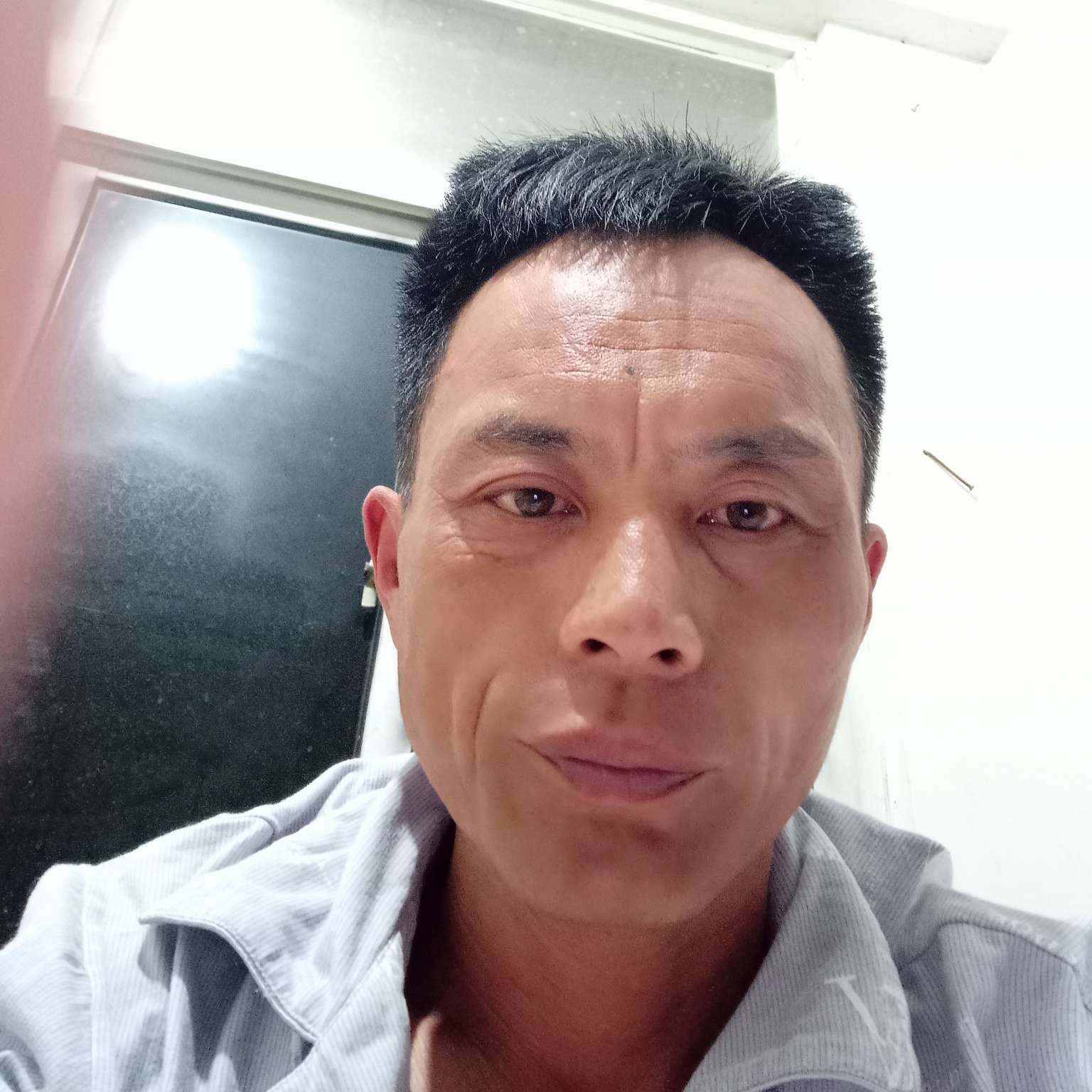 情动的饱满的照片