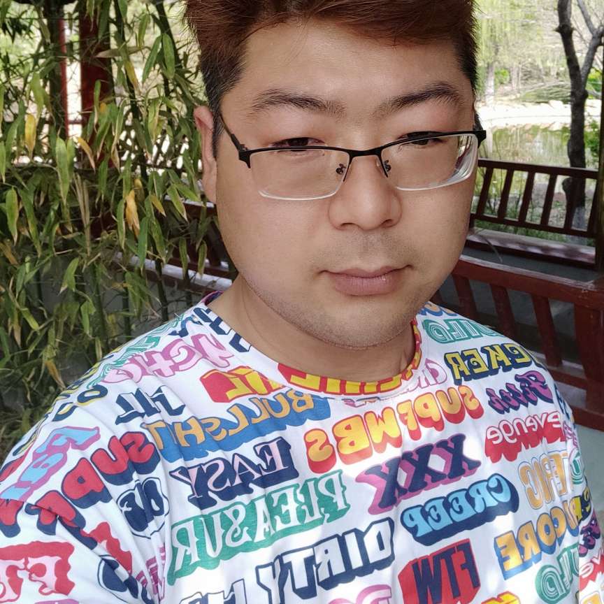 小天鹅的孤單的照片