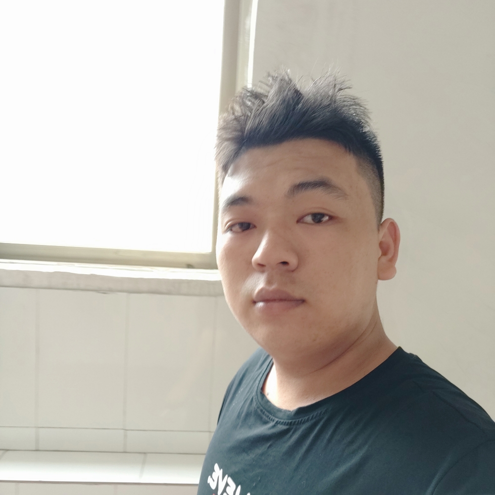 单身挽手小天鹅的照片