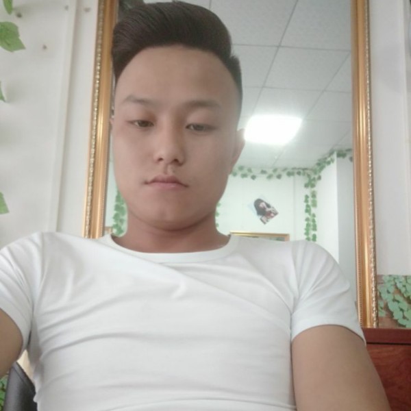 星愿寂寞的照片
